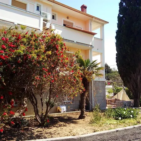 Guest house & Brna