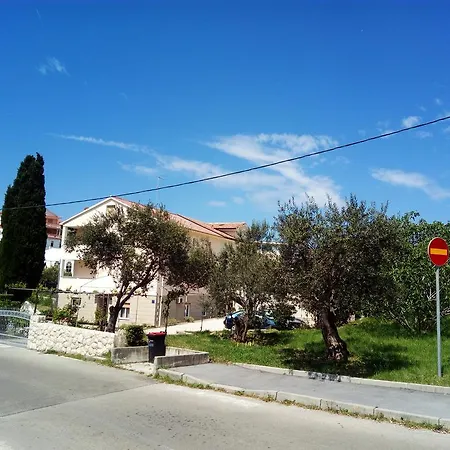 Guest house & Brna Banjol
