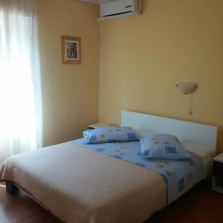 Guest house & Brna
