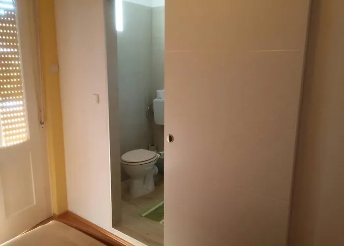 & Brna Gostinjska kuća 3*