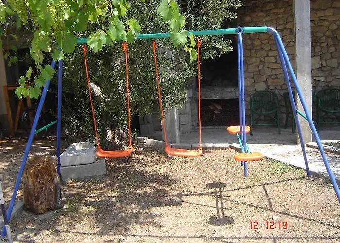 & Brna Gostinjska kuća Banjol
